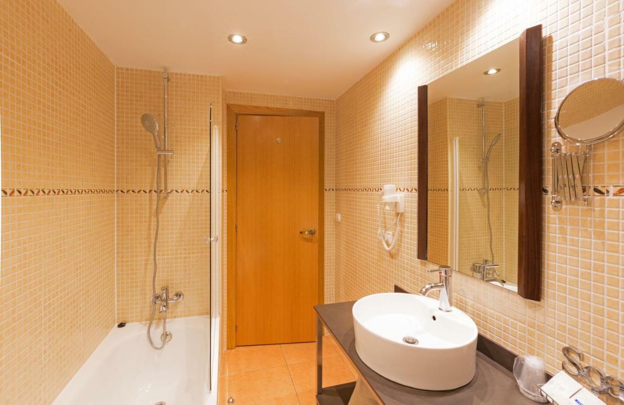 Pierre & Vacances Aparthotel La Tulipa Ordino Eksteriør billede
